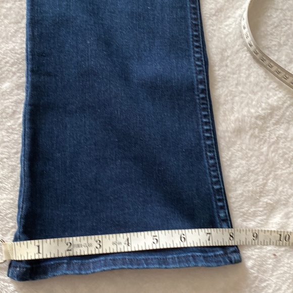 Hollister dark blue low rise boot cut jeans (size 7L) - Picture 8 of 10